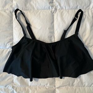 TORRID - ruffle swim suit top - Size 1